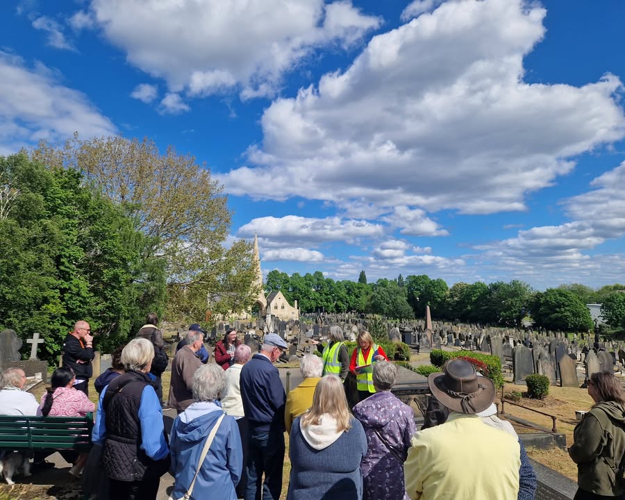Friends of Hyde Park Cemetery